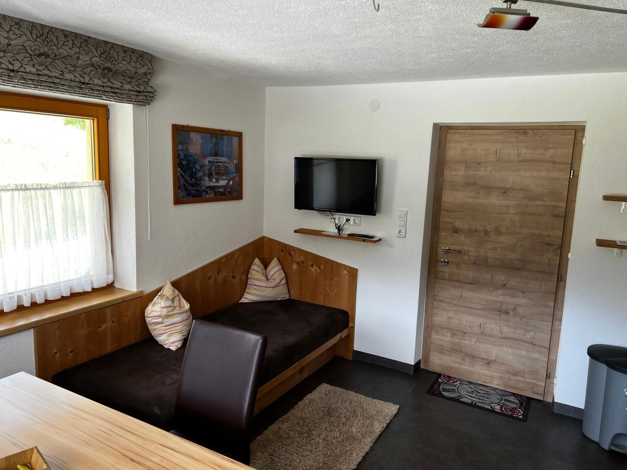 Haus Steissbach Apartment Sankt Anton am Arlberg Exterior photo